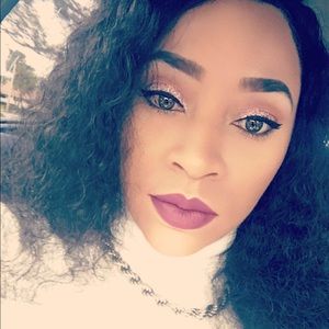 Meet your Posher, Heidi